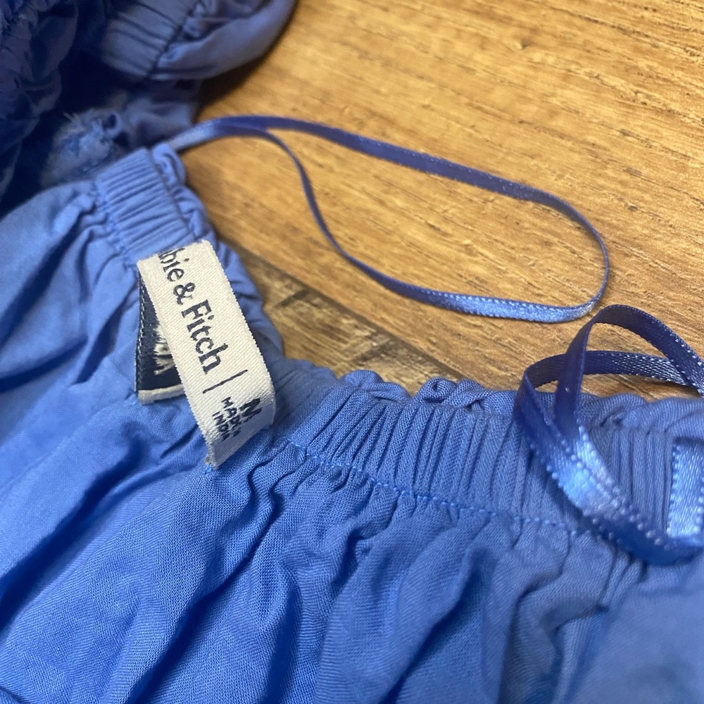 Abercrombie & Fitch Smocked Drop-Waist Dress Puff Sleeve in Blue Size Medium - Picture 5 of 5